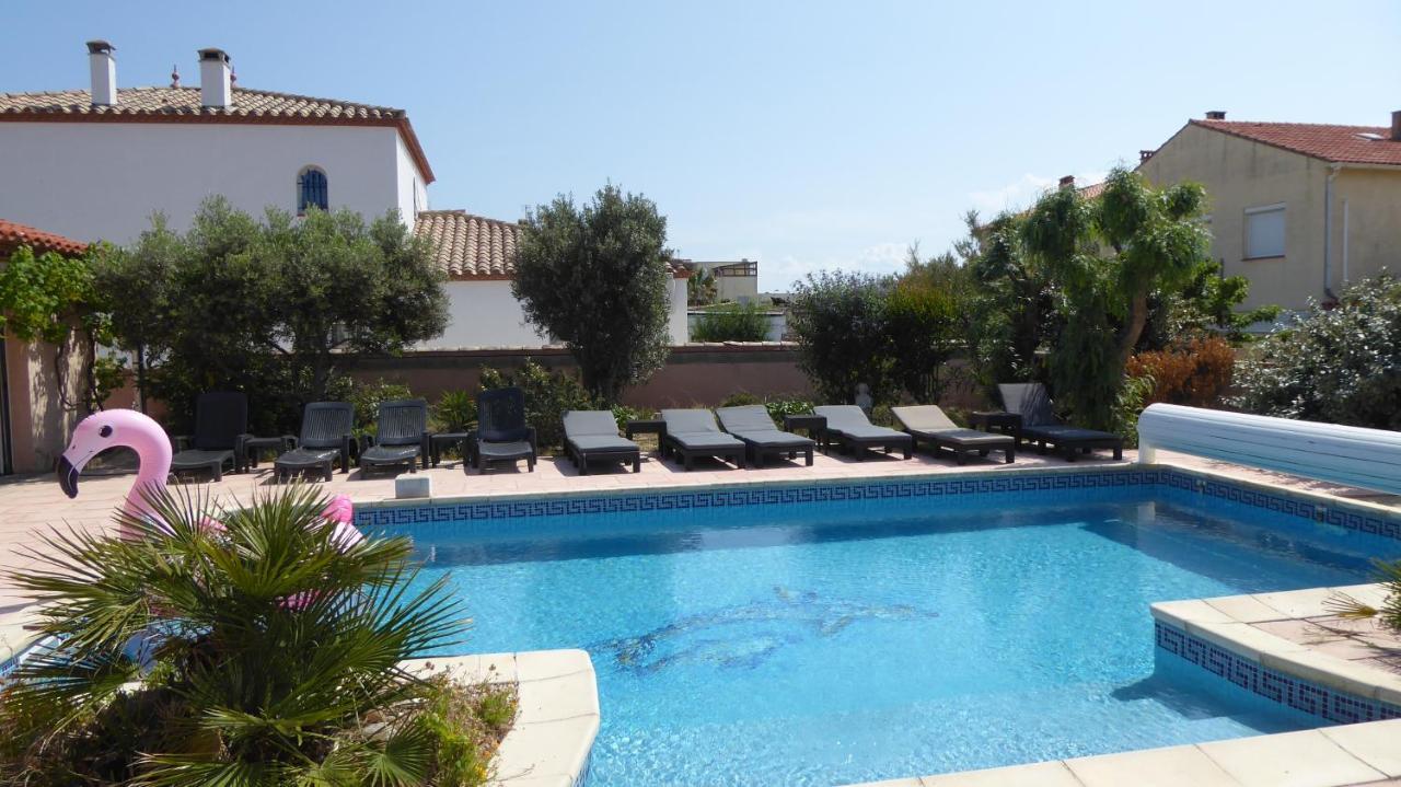 Les 2 Dauphins Apartment Le Barcares Luaran gambar