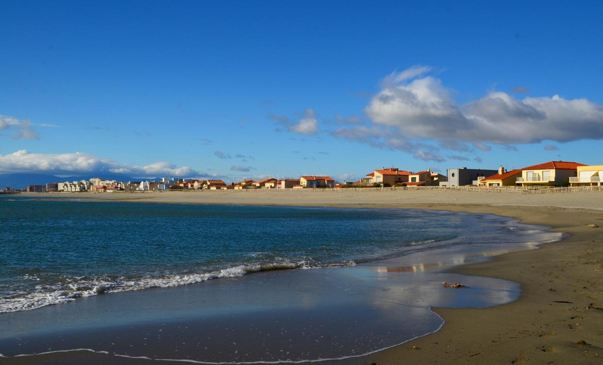Les 2 Dauphins Apartment Le Barcares Luaran gambar